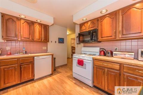149 Echo Ave, Edison, NJ 08837 photo 15