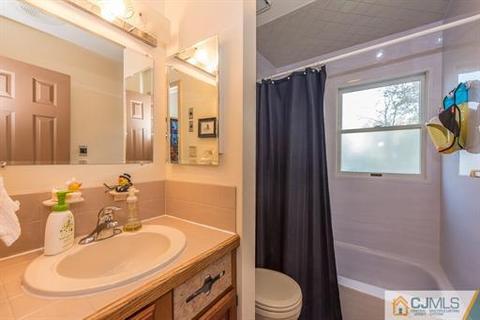 149 Echo Ave, Edison, NJ 08837 photo 22