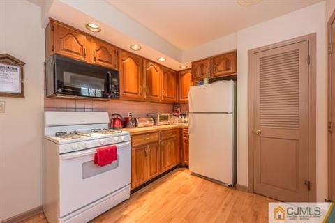 149 Echo Ave, Edison, NJ 08837 photo 13