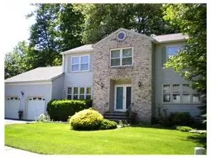 17 West Dr, Edison, NJ 08820 photo 1