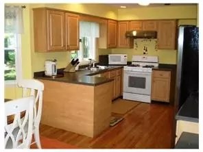 17 West Dr, Edison, NJ 08820 photo 5