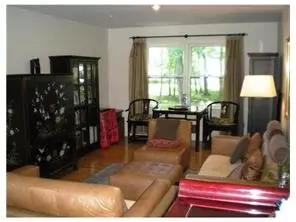 17 West Dr, Edison, NJ 08820 photo 2