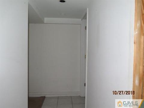 188 Old Post Rd, Edison, NJ 08817 photo 14