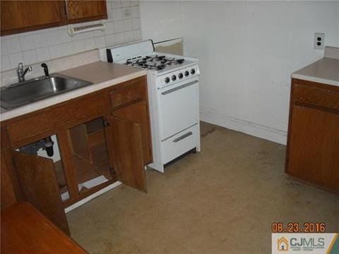 188 Old Post Rd, Edison, NJ 08817 photo 4
