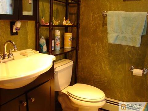307 2nd St, Middlesex, NJ 08846 photo 11