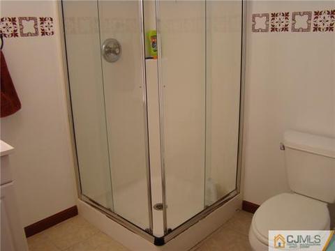 307 2nd St, Middlesex, NJ 08846 photo 10