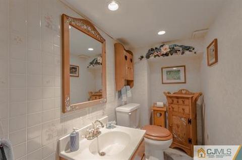 41 Westervelt Ave, Edison, NJ 08817 photo 19