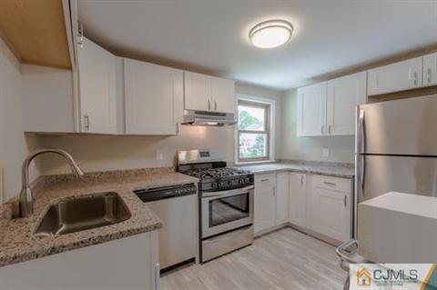 41 Westervelt Ave, Edison, NJ 08817 photo 11