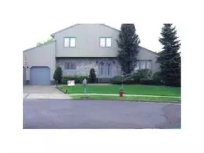 44 Hansen Dr, Edison, NJ 08820 photo 1