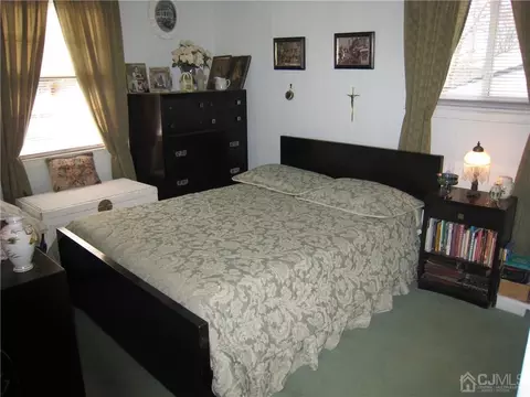 8 Rieder Rd, Edison, NJ 08817 photo 7