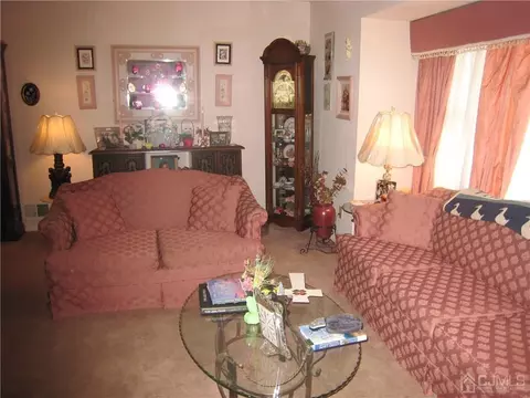 8 Rieder Rd, Edison, NJ 08817 photo 6
