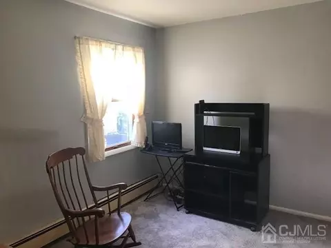 32 Walnut St, Edison, NJ 08817 photo 13