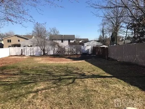 32 Walnut St, Edison, NJ 08817 photo 16