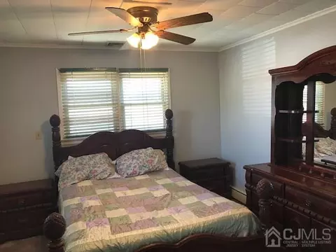 32 Walnut St, Edison, NJ 08817 photo 6