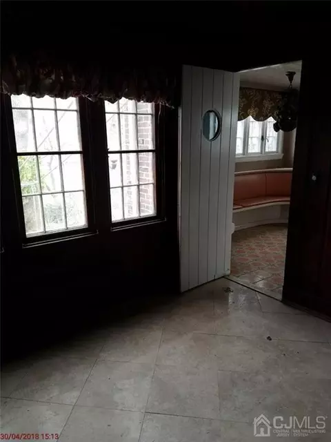 415 Ashland Rd, Middlesex, NJ 08846 photo 2