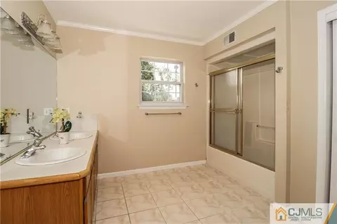 1 Daniel Rd, Edison, NJ 08820 photo 22