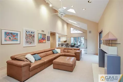 11 Wright St, Edison, NJ 08820 photo 2