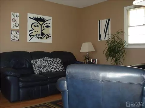 238 Old Rd, Sewaren, NJ 07077 photo 2