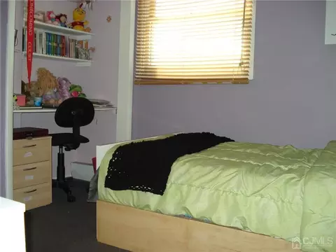238 Old Rd, Sewaren, NJ 07077 photo 9
