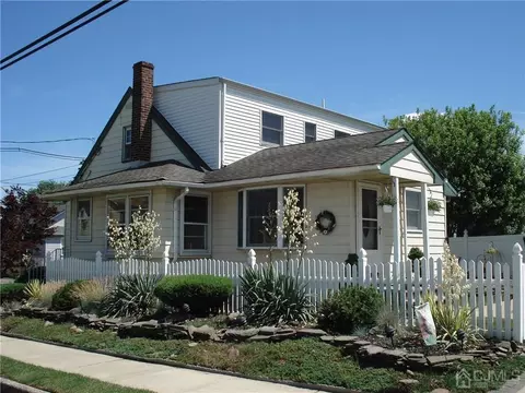 238 Old Rd, Sewaren, NJ 07077 photo 20