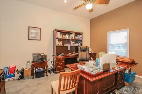24 Jonathan Dr, Edison, NJ 08820 photo 15