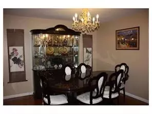 14 Sinclair Rd, Edison, NJ 08820 photo 3