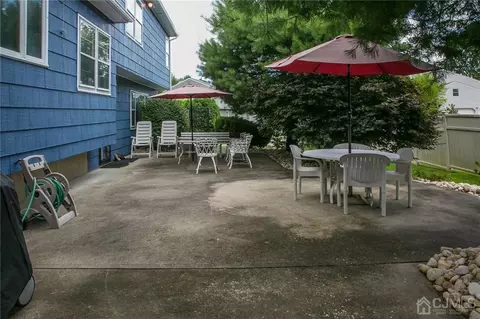 305 Mckinley Ave, Edison, NJ 08820 photo 7