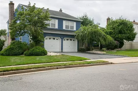 305 Mckinley Ave, Edison, NJ 08820 photo 2