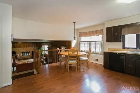 305 Mckinley Ave, Edison, NJ 08820 photo 14