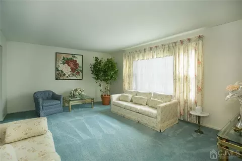 305 Mckinley Ave, Edison, NJ 08820 photo 9