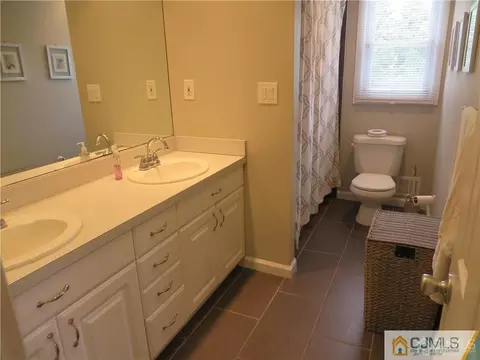 43 Scheid Dr, Sayreville, NJ 08859 photo 10
