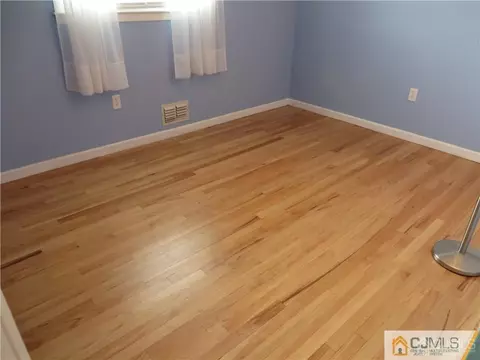 43 Scheid Dr, Sayreville, NJ 08859 photo 13