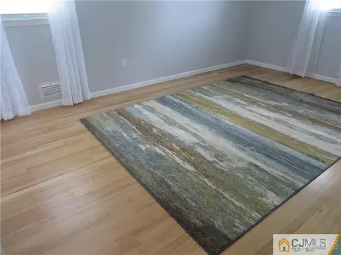 43 Scheid Dr, Sayreville, NJ 08859 photo 12