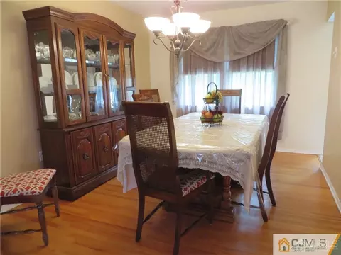 43 Scheid Dr, Sayreville, NJ 08859 photo 5
