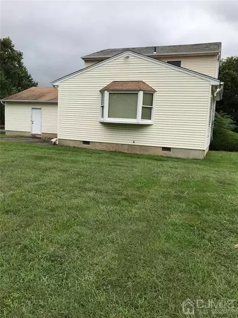 55 Roxy Ave, Edison, NJ 08820 photo 2