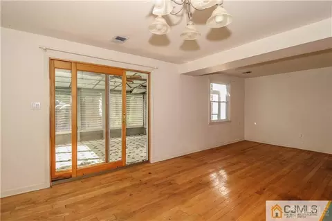170 Vineyard Rd, Edison, NJ 08817 photo 14
