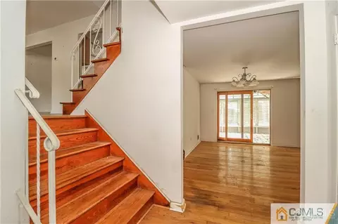 170 Vineyard Rd, Edison, NJ 08817 photo 12