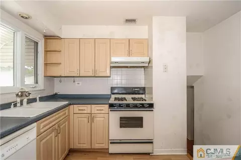 170 Vineyard Rd, Edison, NJ 08817 photo 11