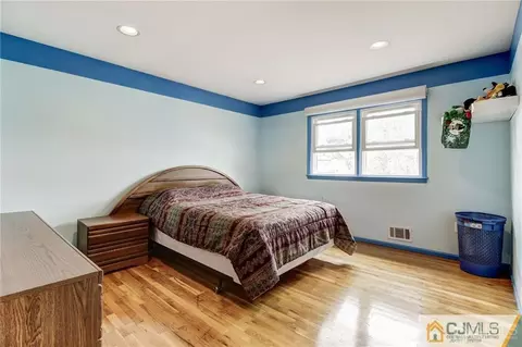 207 Normandy Rd, Edison, NJ 08820 photo 21