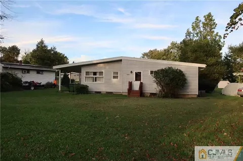 36 Kenlen Dr, Edison, NJ 08817 photo 21