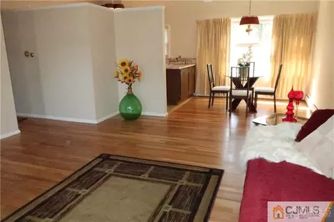 36 Kenlen Dr, Edison, NJ 08817 photo 7