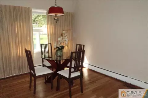 36 Kenlen Dr, Edison, NJ 08817 photo 10