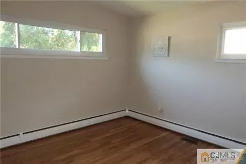 36 Kenlen Dr, Edison, NJ 08817 photo 16