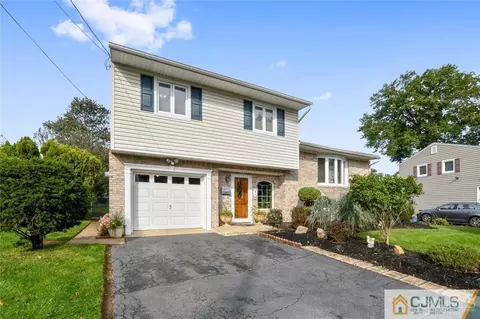 21 Monaghan Rd, Edison, NJ 08817 photo 3