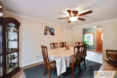 21 Monaghan Rd, Edison, NJ 08817 photo 11