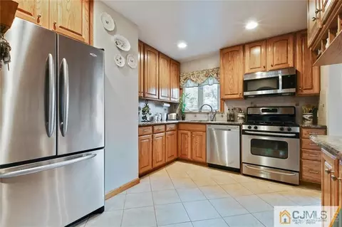21 Monaghan Rd, Edison, NJ 08817 photo 13