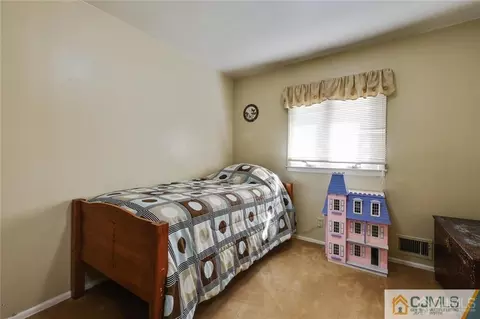 21 Monaghan Rd, Edison, NJ 08817 photo 19