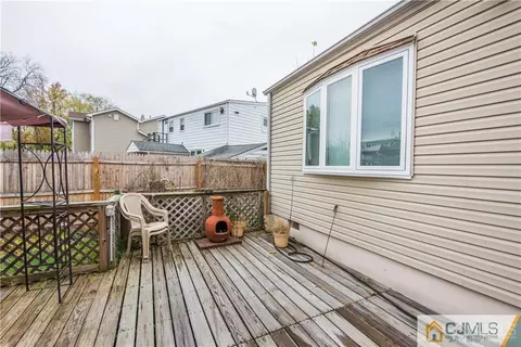53 Violet Pl, Edison, NJ 08817 photo 18