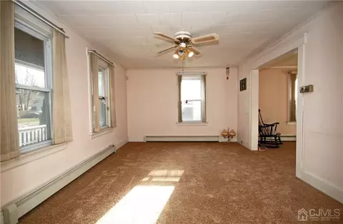 715 Mountain Ave, Middlesex, NJ 08846 photo 3