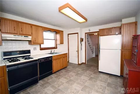 715 Mountain Ave, Middlesex, NJ 08846 photo 9